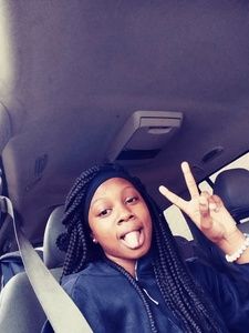 Meet your Posher, Taniah